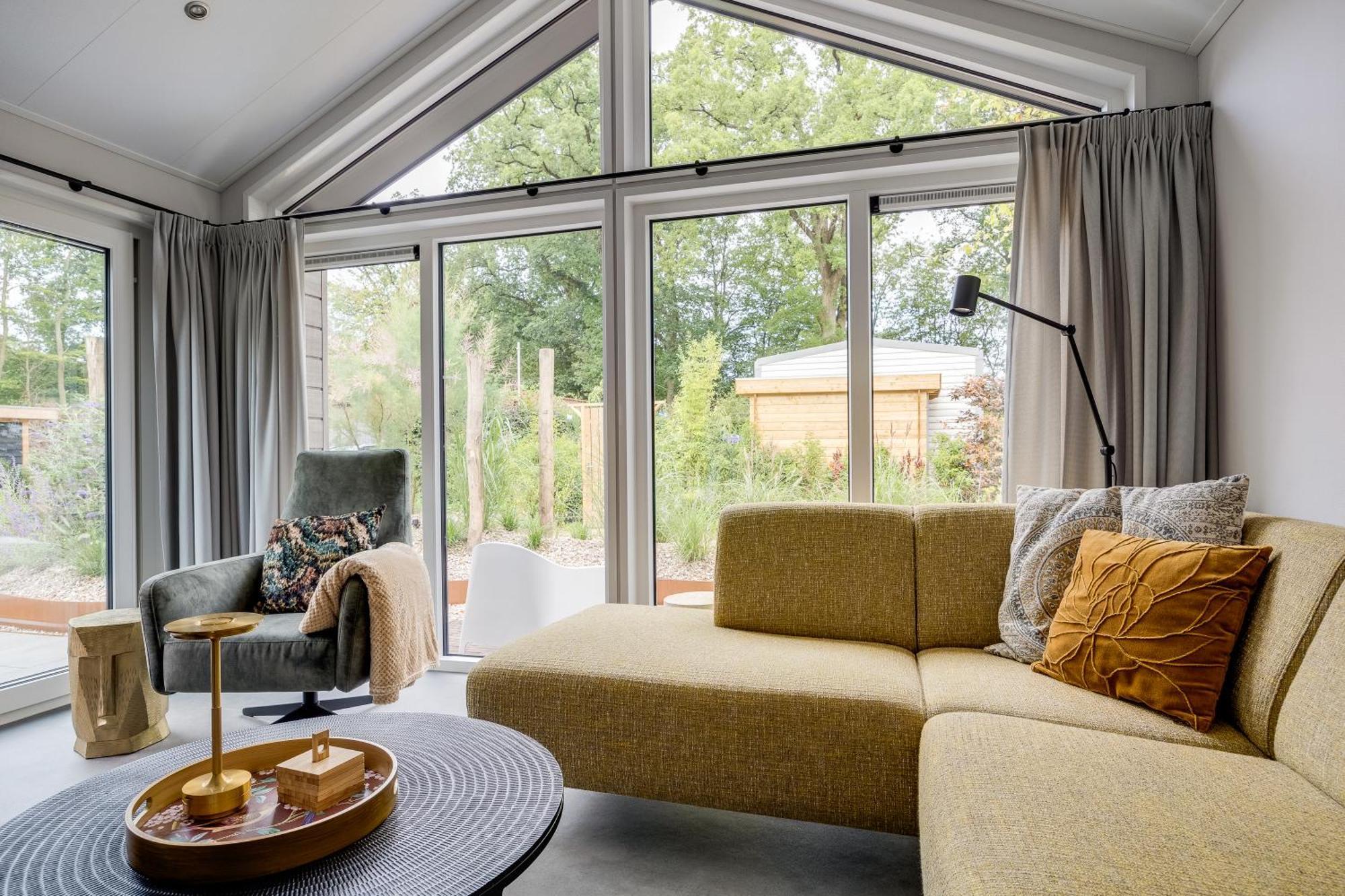 Modern Ingericht Chalet Op Groen Park Op De Veluwe 에페 외부 사진