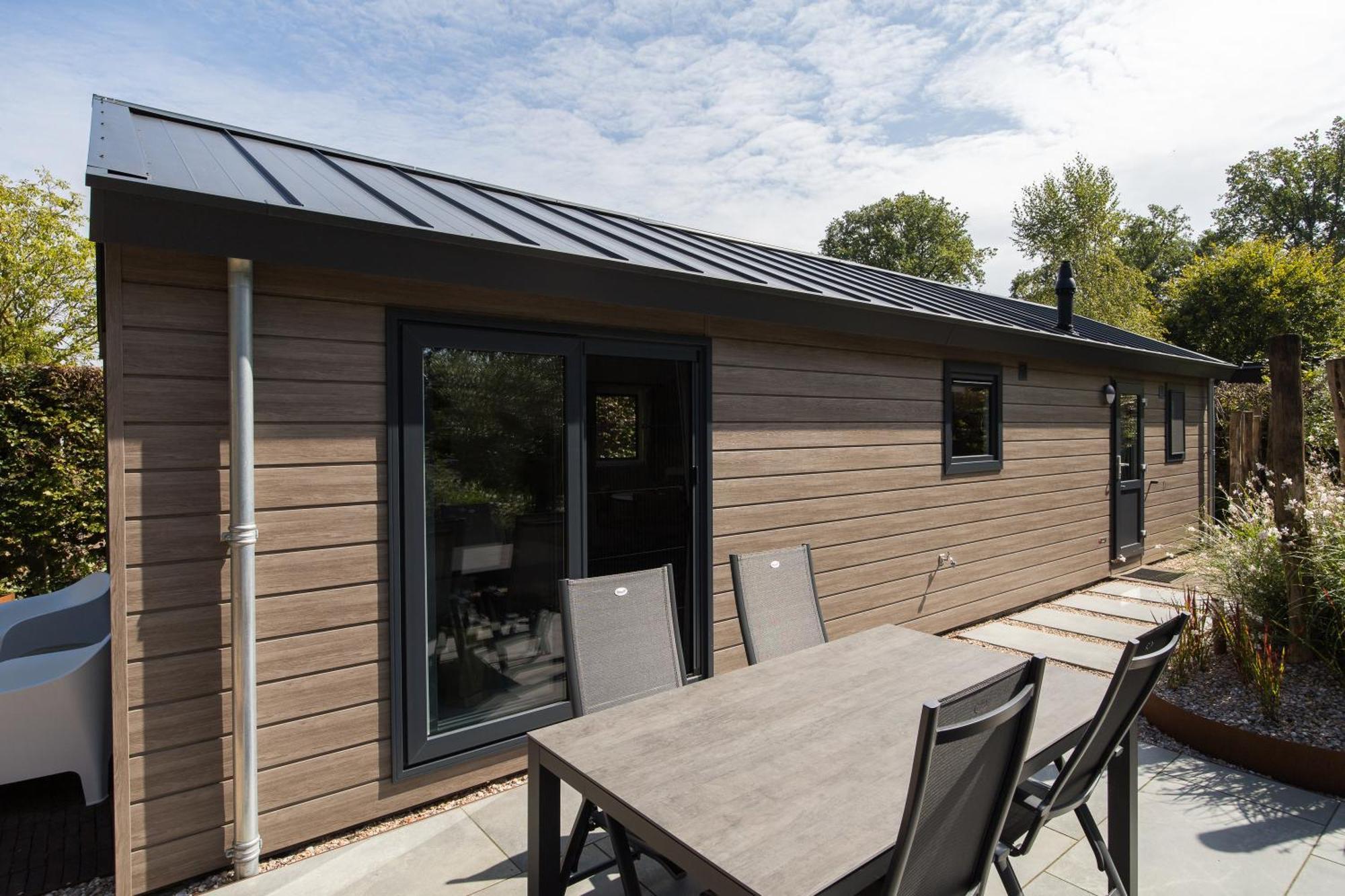 Modern Ingericht Chalet Op Groen Park Op De Veluwe 에페 외부 사진