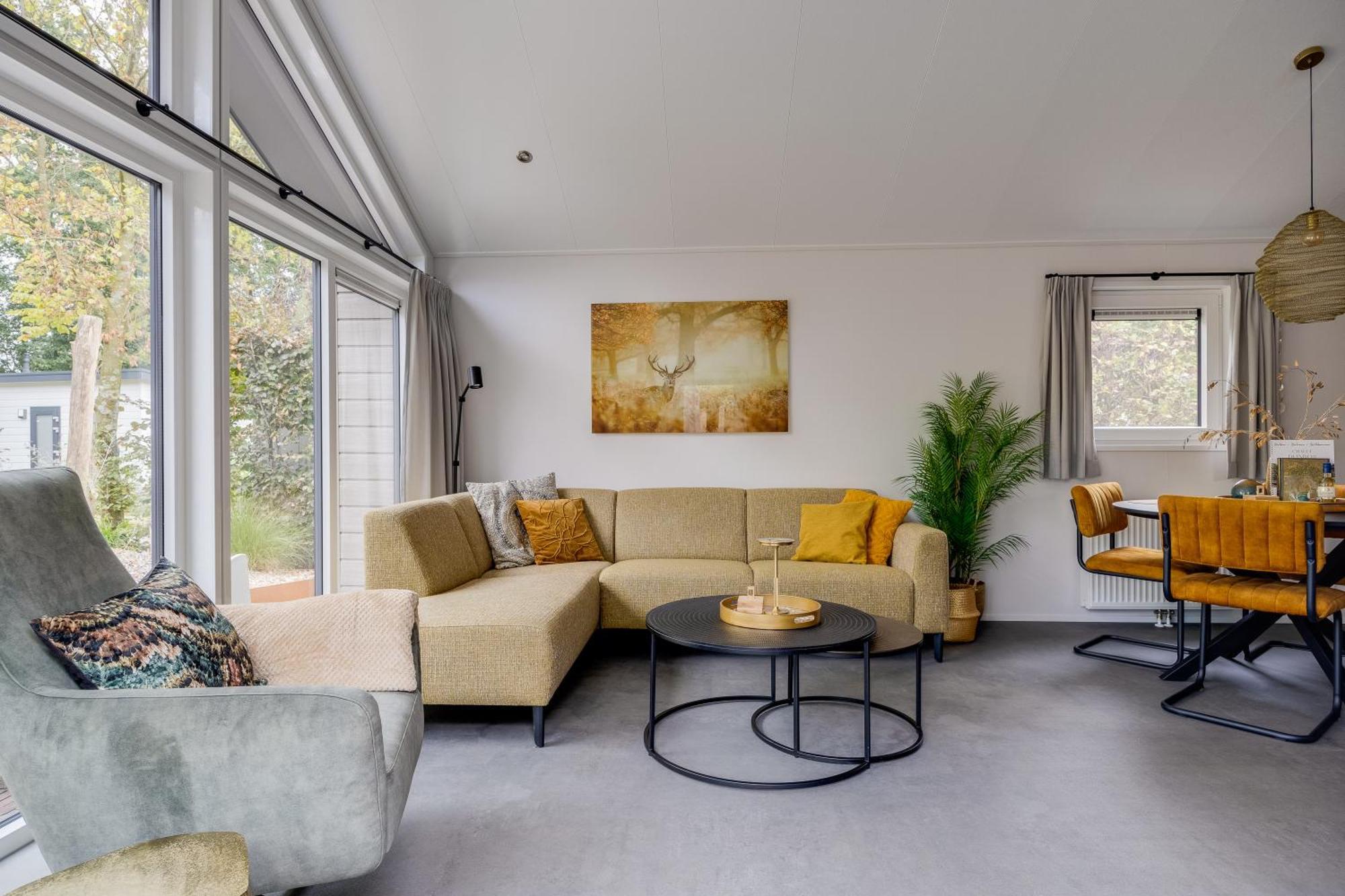 Modern Ingericht Chalet Op Groen Park Op De Veluwe 에페 외부 사진